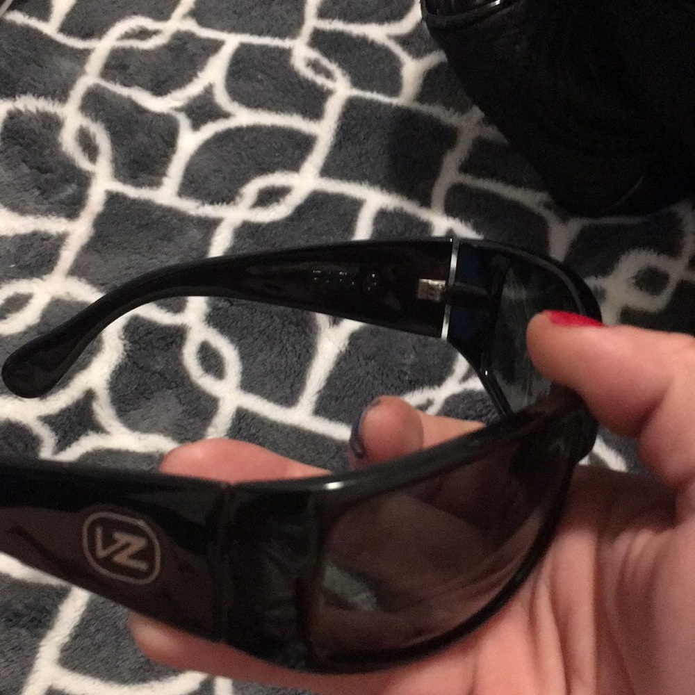 Con Zipper Sun Glasses
